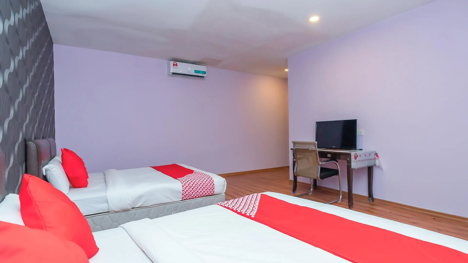 Oyo 503 Hotel Aromas Jb Johor Bahru 2*,  Malaysia